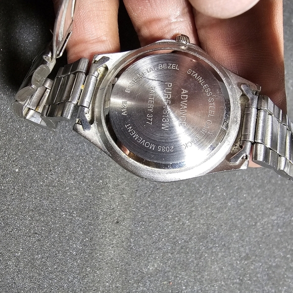 Advance Mens Silvertone Fashion Quartz Watch Working PUR54813W shows signs of we - Picture 5 of 10
